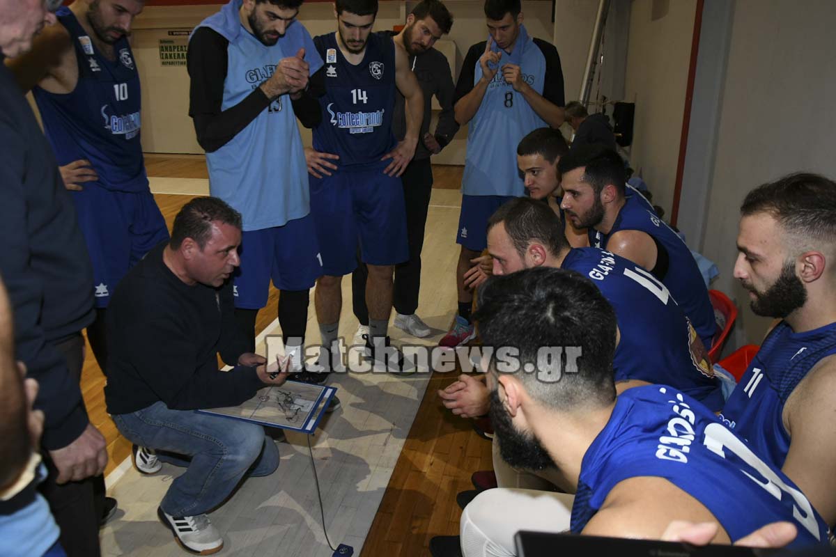 Παναχαΐκή μπάσκετ: Ανανέωσαν Γκόβας, Τσουλέας, στο τεχνικό επιτελείο ο Νίκος Μενούνος.